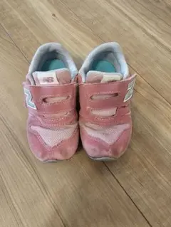 New Balance ピンク スニーカー　16cm