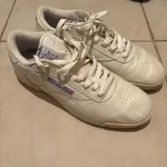 Reebok クラシック　スニーカー