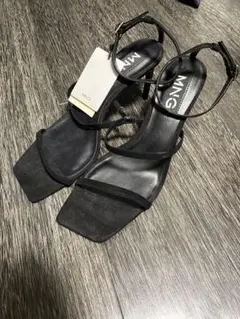 MANGO  レザーサンダル　新品　39サイズ