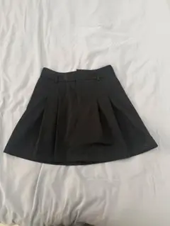 ブラック プリーツスカート