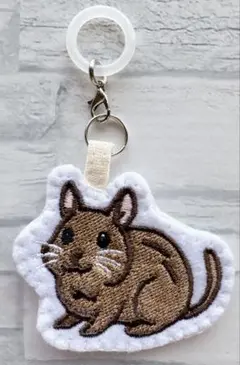 ハンドメイド　刺繍　デグー　アンブレラマーカー　キーホルダー　動物