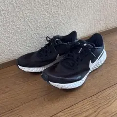 NIKE スニーカー　28