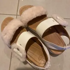 UGG サンダル23㌢