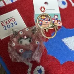 サンリオ クロミ　ミャクミャク　万博　大阪　キーホルダー　クリア