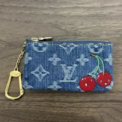 最終値下げ中　新品　LV × TM ポシェット・クレ 2025 最終値下げ中 新品 LV × TM ポシェット・クレ 2025 - メルカリ