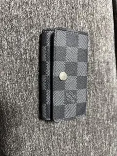 Louis Vuitton ダミエ・グラフィット キーケース