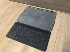 iPad スマートキーボード A1829