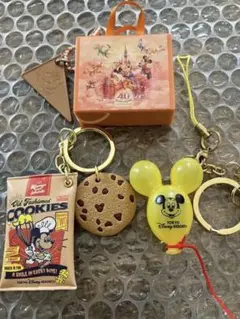 東京ディズニーリゾート　キーホルダー　40周年ガチャ　まとめ売り