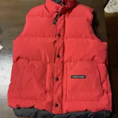 カナダグースダウンベスト