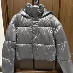ZARA シルバーメタリック　ショート丈ダウンジャケット Sサイズ