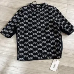 ハーフジップ ブラックホワイト トップス M