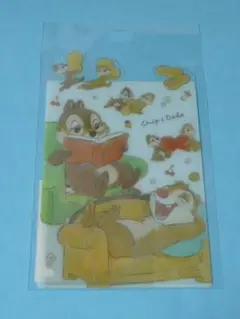 チップ＆デール　ポケット付き　下敷き　ディズニーストア　①