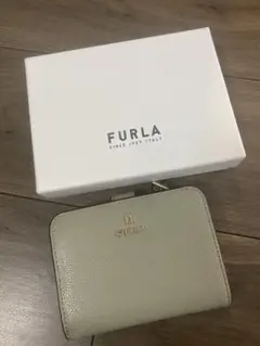 FURLA グレー 二つ折り財布