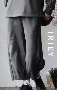 IRIEY 異素材使いラインテープ トラックパンツ