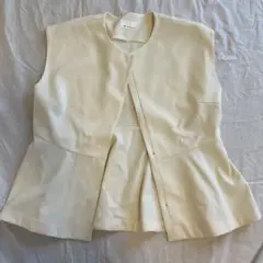 M7days ノースリーブ ベスト Mサイズ クリーム色