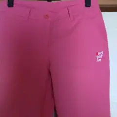 and per se ピンク スリムフィットパンツ 新品タグ付き