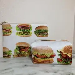ハンバーガー柄　キャラメルポーチ　フラットポーチ　２点セット