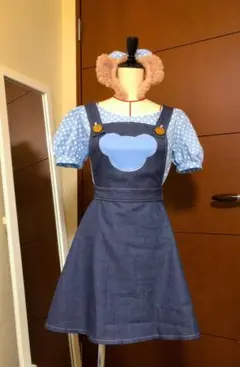 Item thumbnail for item 5826d2cc-e430-40b7-bae8-dff5342bc55d