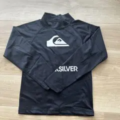 QUICKSILVER 黒 長袖ラッシュガード 140