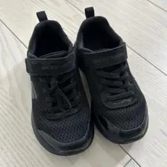 スケッチャーズ　スニーカー　靴　17