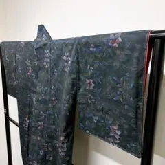 唐花柄の大島紬の小紋 着物