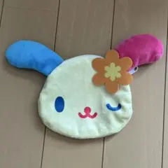 サンリオ　ウサハナ　ぬいぐるみポーチ　ウインク