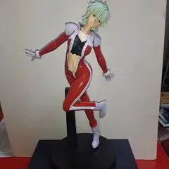 アイナ・サハリン　フィギュア