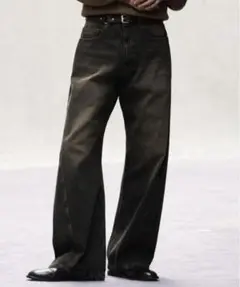 VINTAGE WASHED CURVED DENIM ブラック