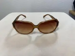 オリバーピープルズのサングラス オークリーのケース