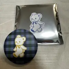 ファミリア　familiar　缶バッジ　ブルー　青チェック　ファミちゃん