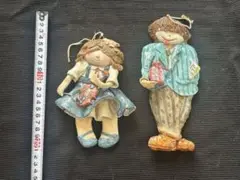 昭和レトロ　紙粘土の壁掛け人形セット（楽器とプレゼント）