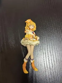 フレッシュプリキュア キュアパイン フィギュア