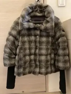 【美品】タトラス ダウンコート