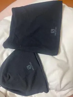 Salomon ブラックニット帽 フリーサイズ