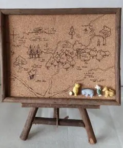 CLASSIC　POOH　コルクボードスタンド　フィギュアピン付き