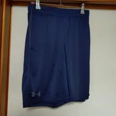 Under Armour ネイビー ショートパンツ
