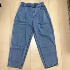 【GU】ジーユー タックテーパードデニムパンツ ジーンズ L
