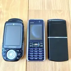 docomo SO505is SO902i SO905i　ACアダプタ×２個