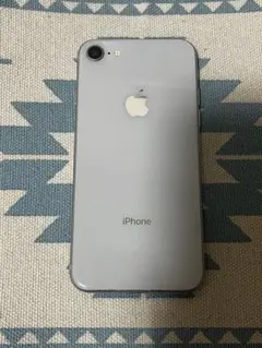 Apple iPhone シルバー 本体　ジャンク③