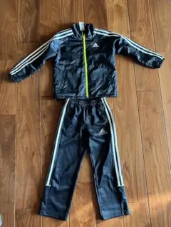 adidas ジャージ 上下　120cm