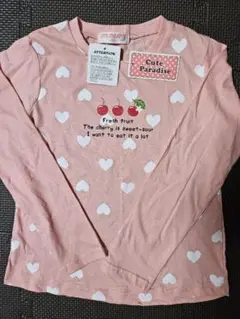 ★新品タグ付き★長袖カットソー さくらんぼ柄で可愛い✨130★