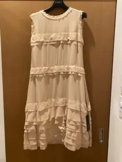 新品 フォクシー シルクワンピース 38サイズ