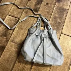 ZARAライトグレー 巾着型ショルダーバッグ