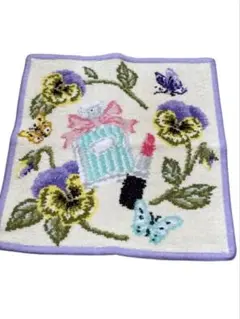 未使用品　FELLER 花と蝶の刺繍ハンカチ