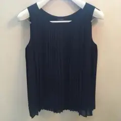 【週末値下げ！良品】UNITED ARROWSノースリーブトップス＊プリーツ加工