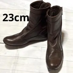 Item thumbnail for item 5d119ff4-a1cd-4387-ad66-4114121c348b