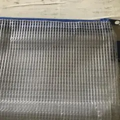 ブルーポーチ