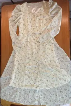 mysty woman ミスティーウーマン　花柄ロングワンピース