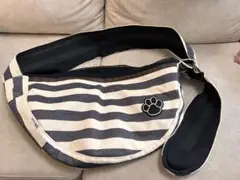 Item thumbnail for item 7bbd16de-4c67-4c0d-aa5f-f1db83f8a46b