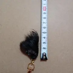 熊爪キーホルダー　毛付き